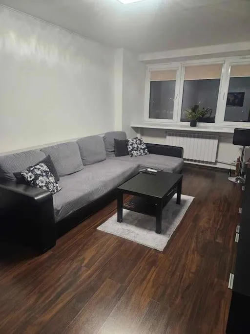 Image 5 of 1-bedroom apartment on the 5th floor, 8-min trainride from old town