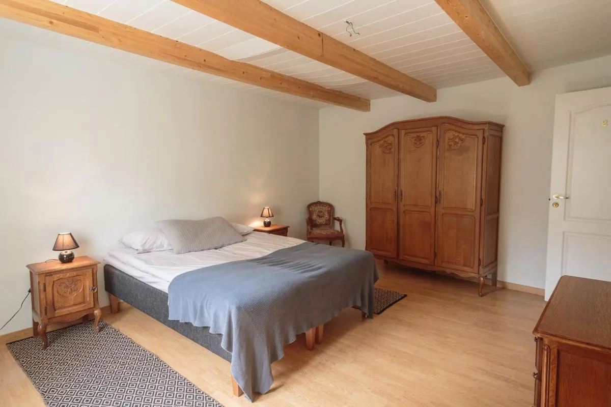 Image 5 of 3 bedroom unique apartment in Old Town
