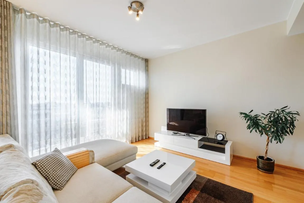 Image of AirHome – Old Town View 2