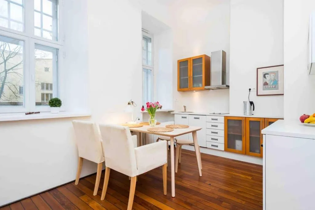 Image of Best location, beautiful and quiet Old Town apt.