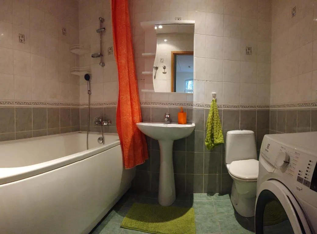 Image of Bright and cozy city center 1 br ap, Free parking!