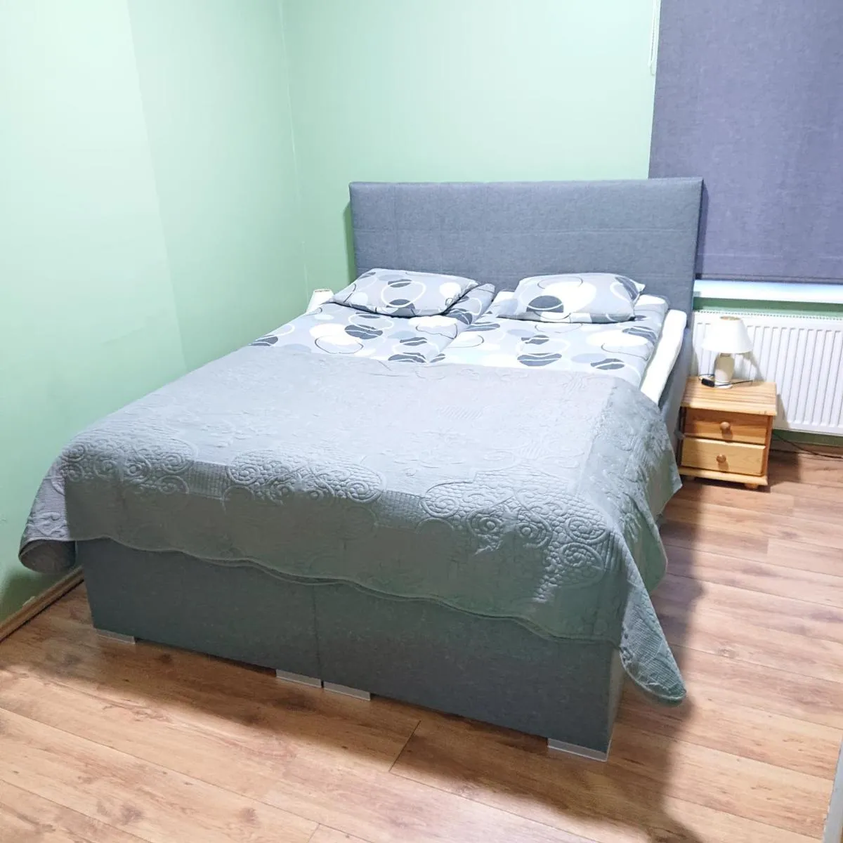 Image 6 of Bright and cozy city center 1 br ap, Free parking!