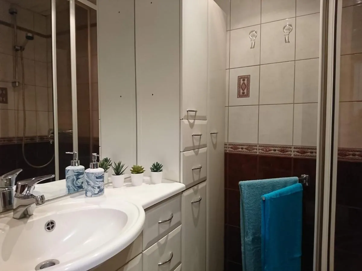 Image 2 of City center Raua apartment with balcony