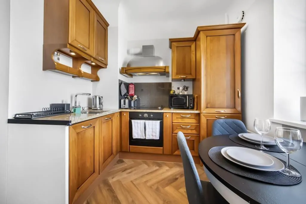 Image 5 of Cozy apartment in the city center