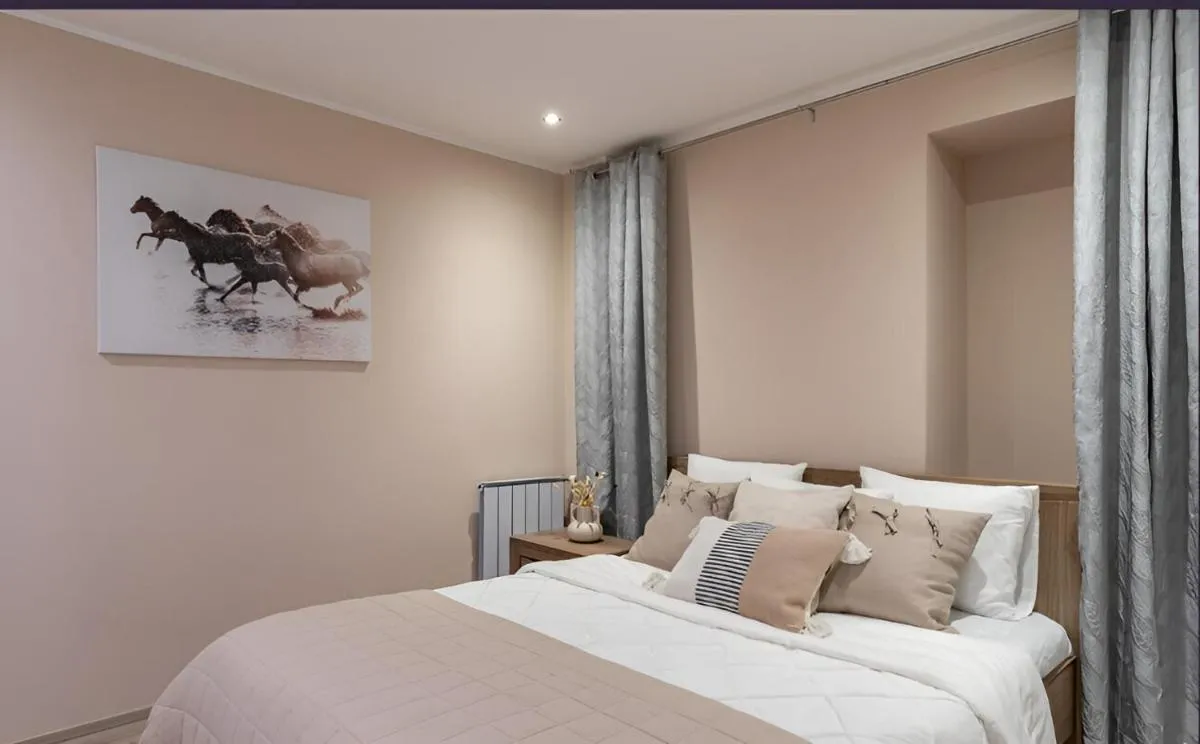 Image 6 of Cozy apartment near the sea