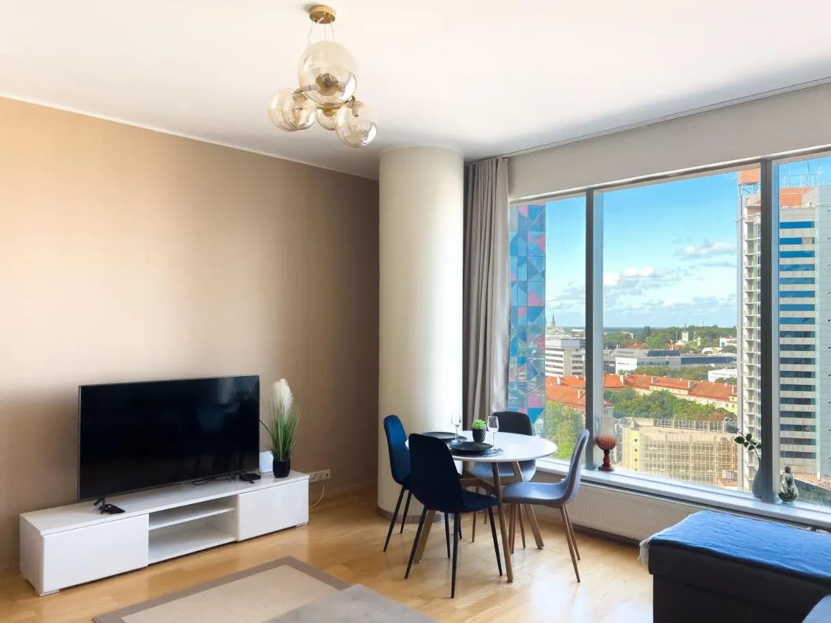 Image 2 of High-Rise Amazing View Apartment 13F