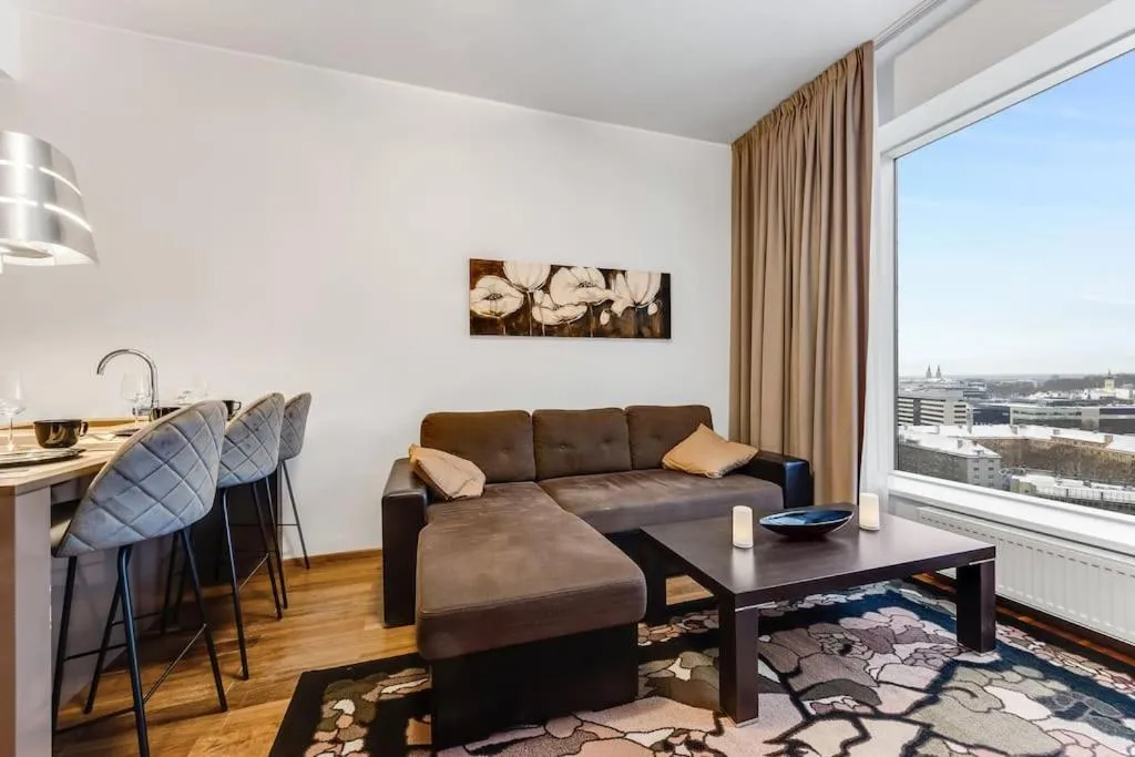 Image 4 of High-Rise Amazing View Apartment 14th Floor In CityCentre
