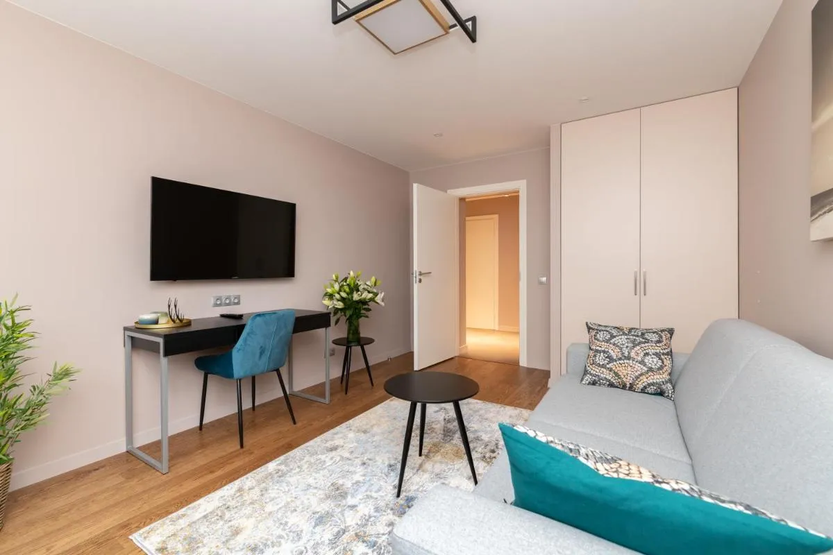 Image 4 of Karu Central Apartment