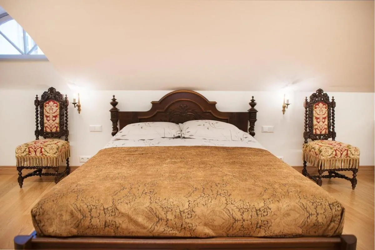Image 1 of Luxury Medieval 2 Storey apartment with Antique Furniture in Old Town