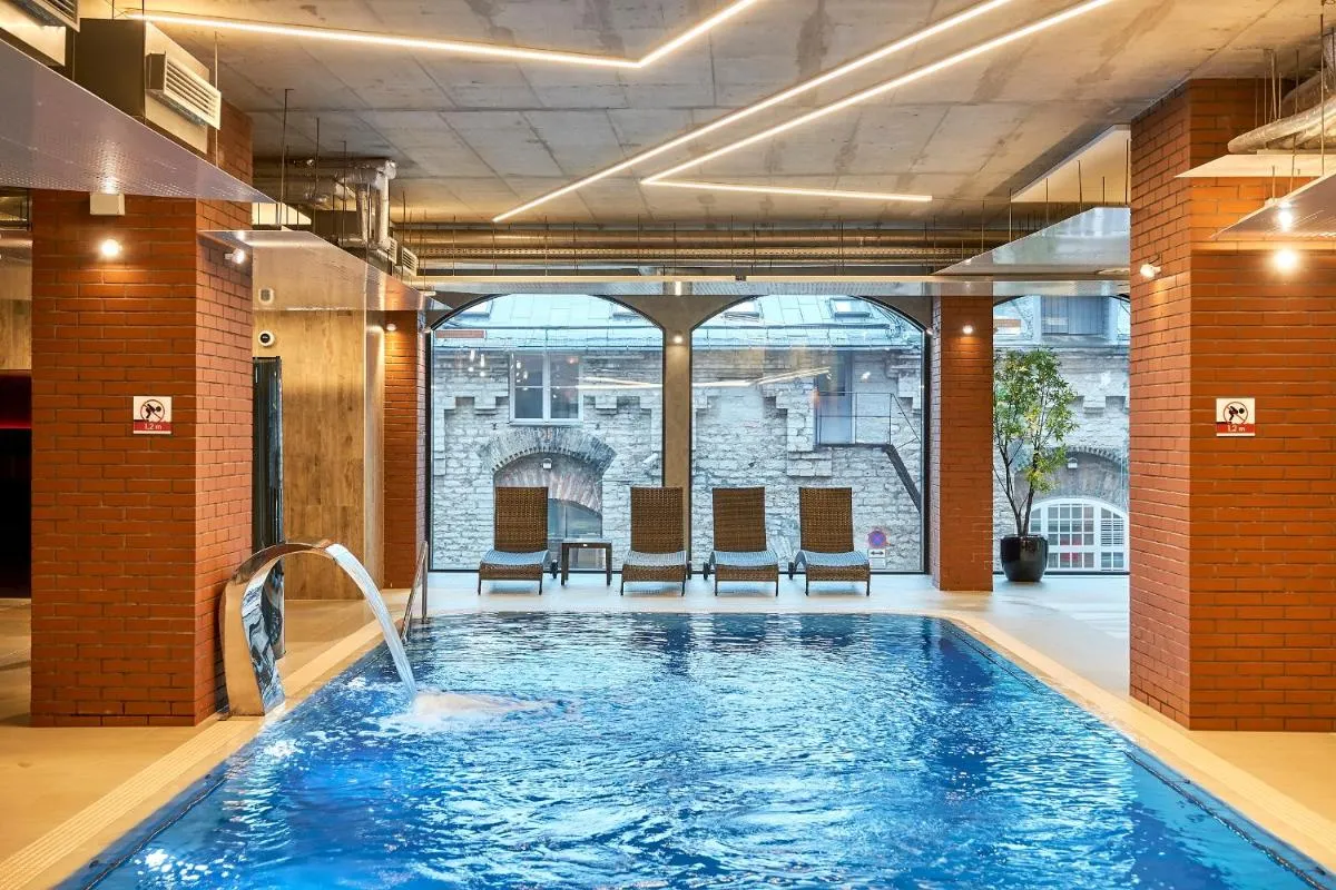 Image 3 of Metropol Hotel