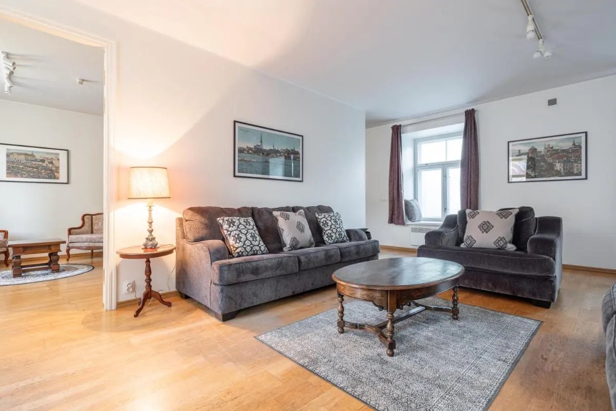 Image 3 of Old Town – Vana Viru Apartment