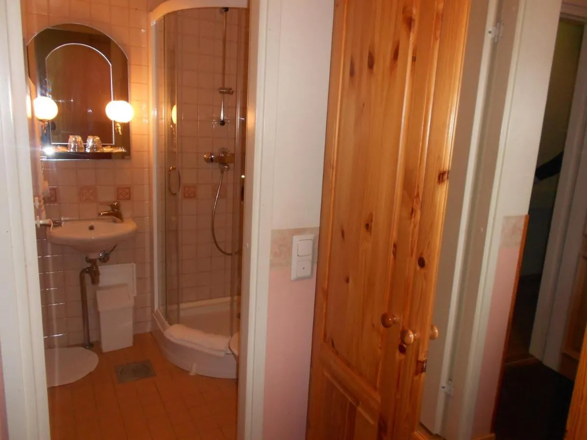 Image 2 of Poska Villa Guesthouse