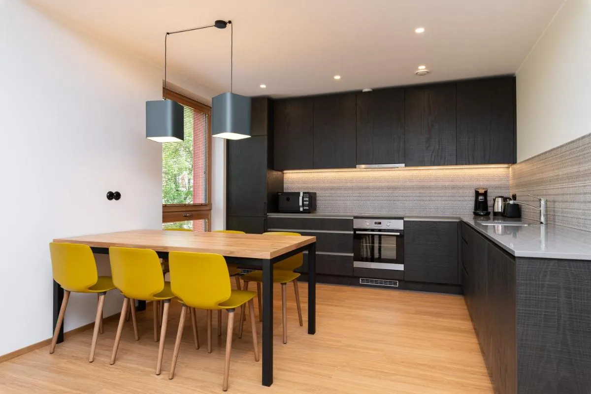 Image 2 of Self-check-in 3 bedroom apartment with sauna and balconies