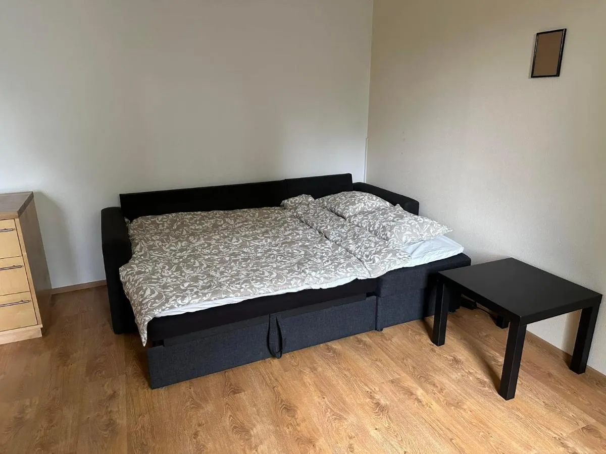 Image 6 of Small studio apartment