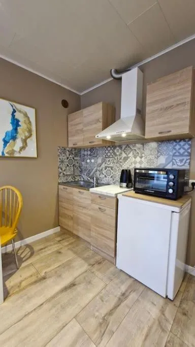 Image 4 of Studio in Prime Location