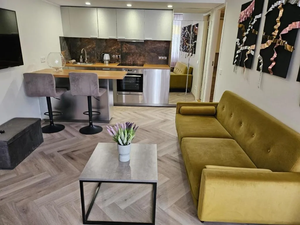 Image of Stylish 1 bedroom apartment with full kitchen and bathroom in Kadriorg, Tallinn city centre