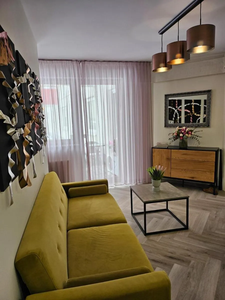 Image 6 of Stylish 1 bedroom apartment with full kitchen and bathroom in Kadriorg, Tallinn city centre