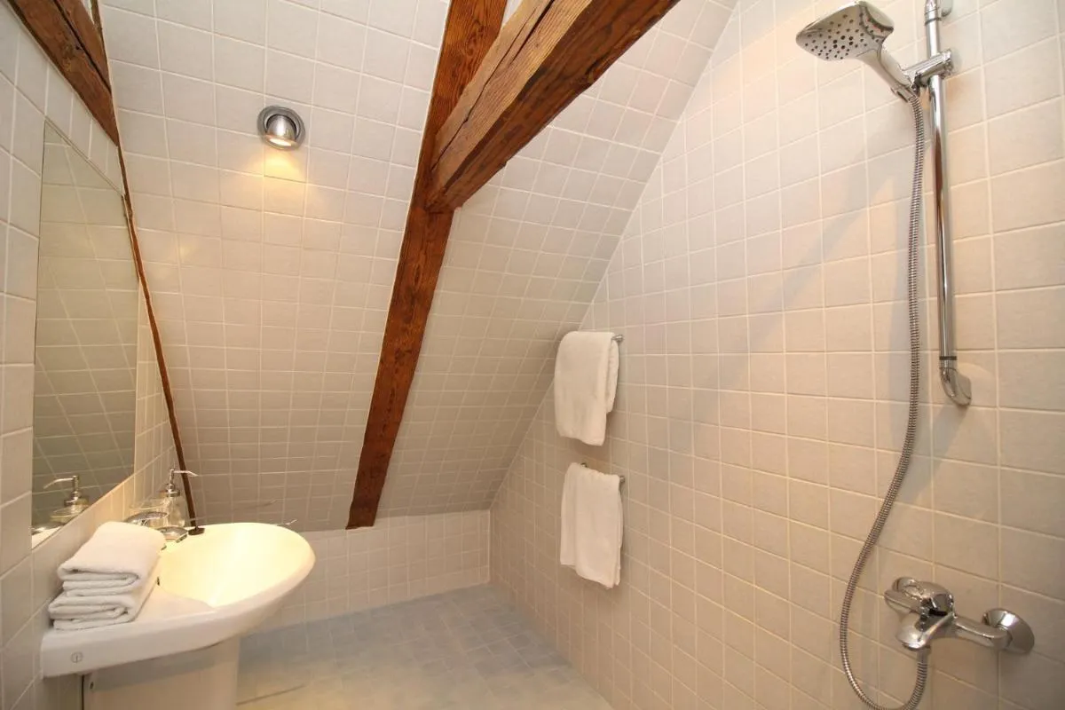 Image 2 of Tallinn City Apartments 2 bedroom & 2 bathroom luxury property with balcony in Old Town