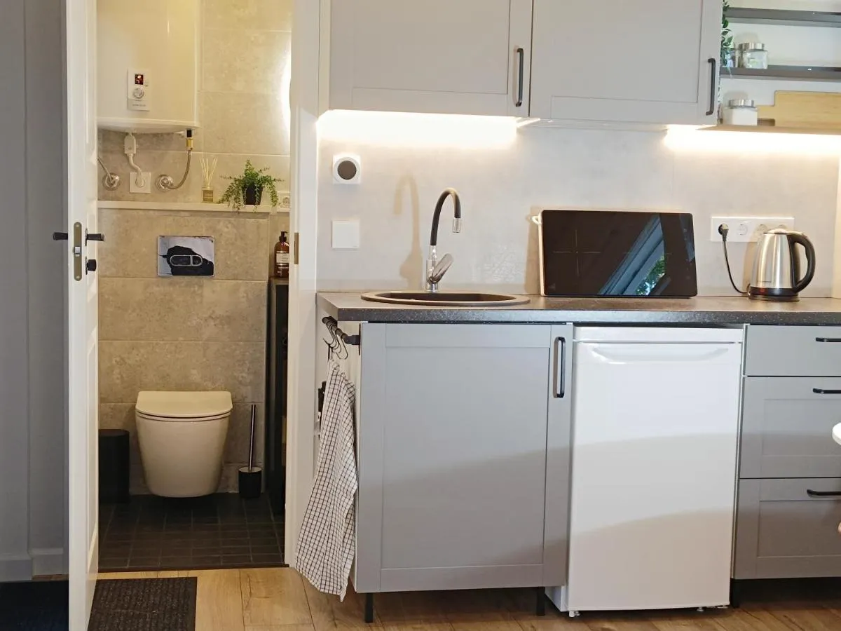 Image 2 of Tihase tiny house with free bike use