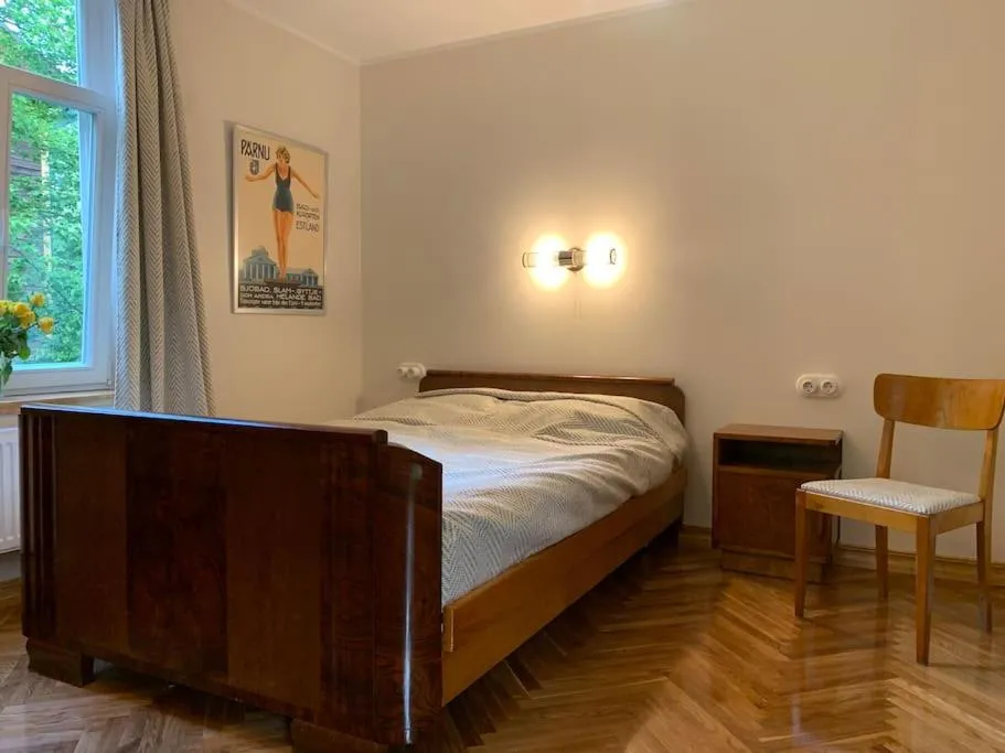 Image of Vintage studio apartment