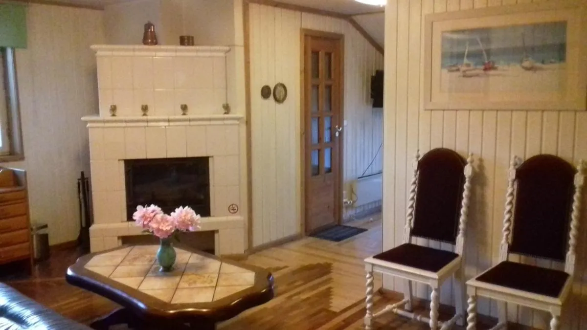 Image 6 of White Villa