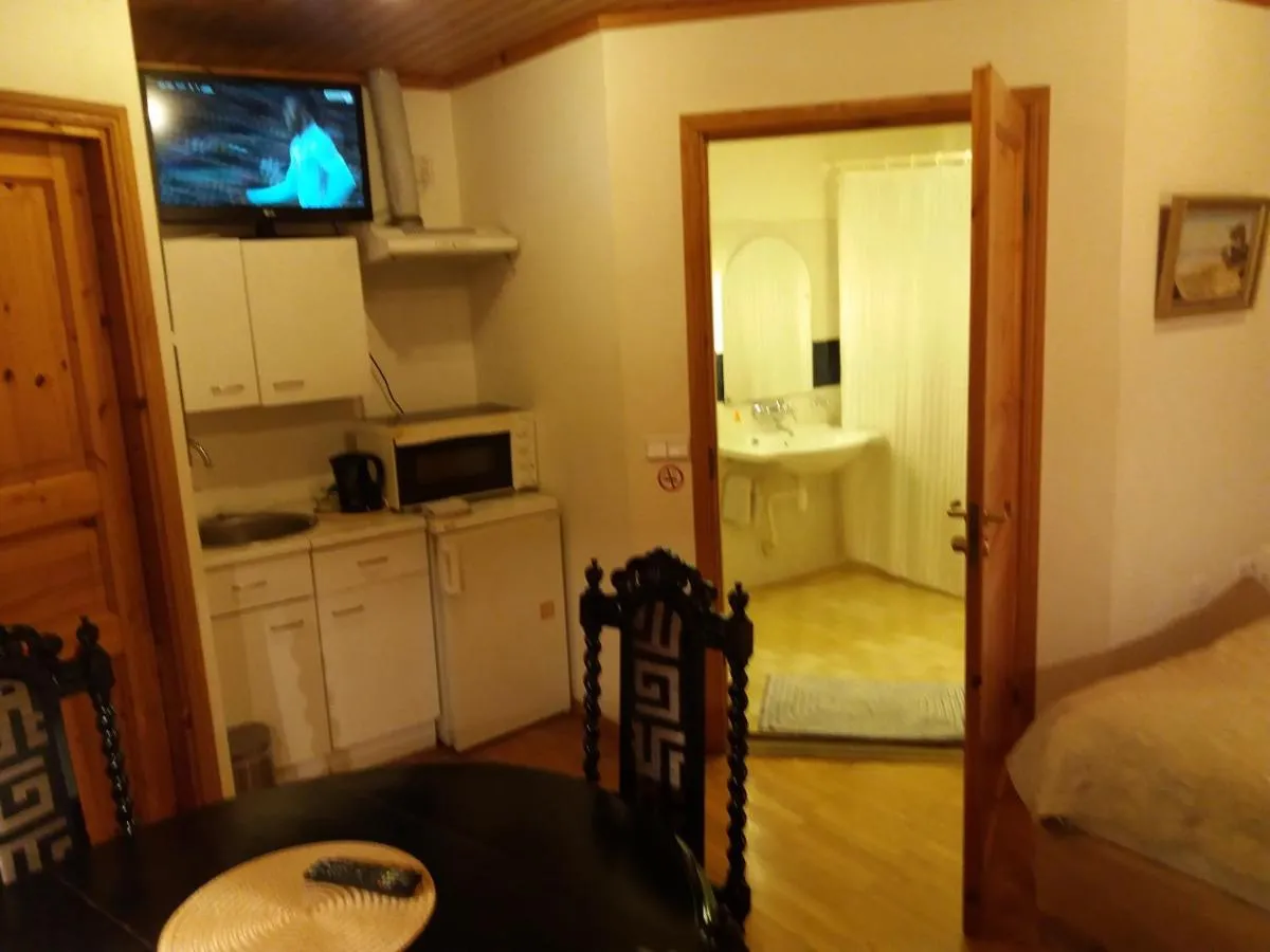 Image 4 of White Villa