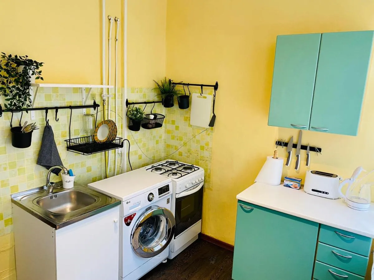 Image 2 of 1 Bedroom Apartment near Kadriorg Swan Pond