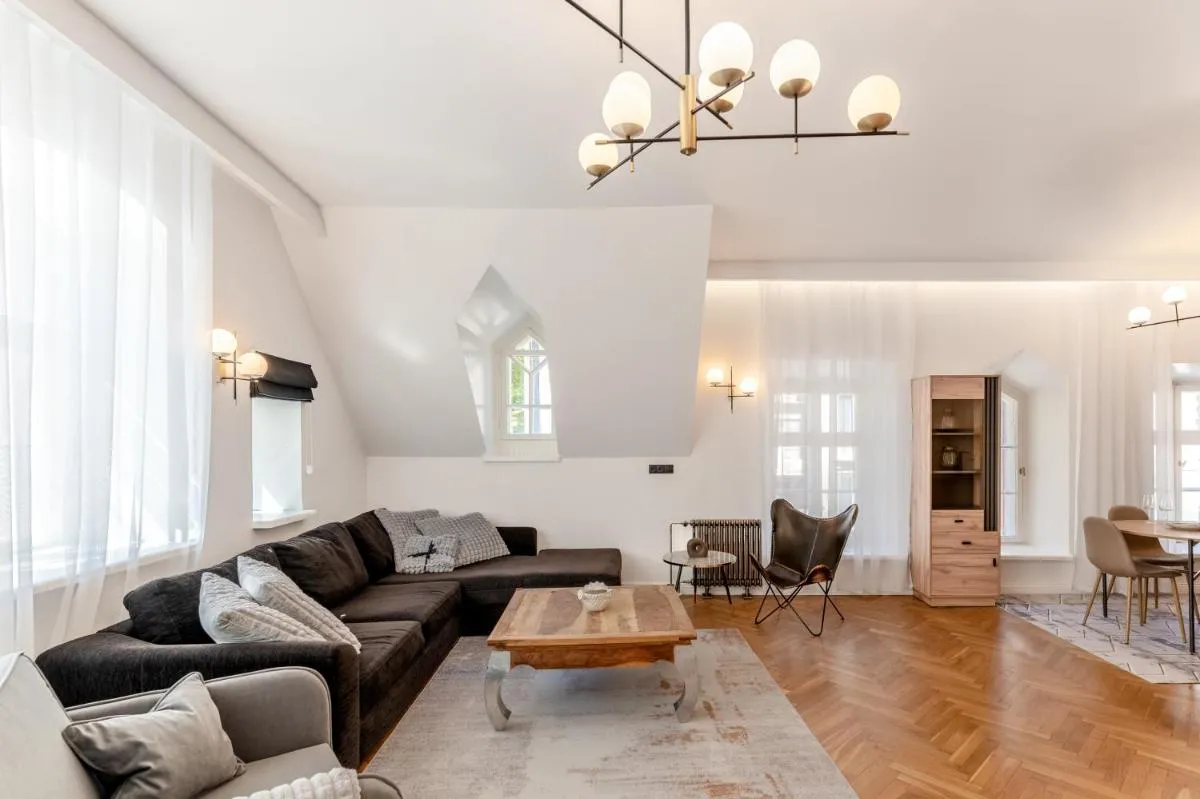 Image 1 of 2BR 95m2 apartment in Old Town with Free Parking and Sauna!