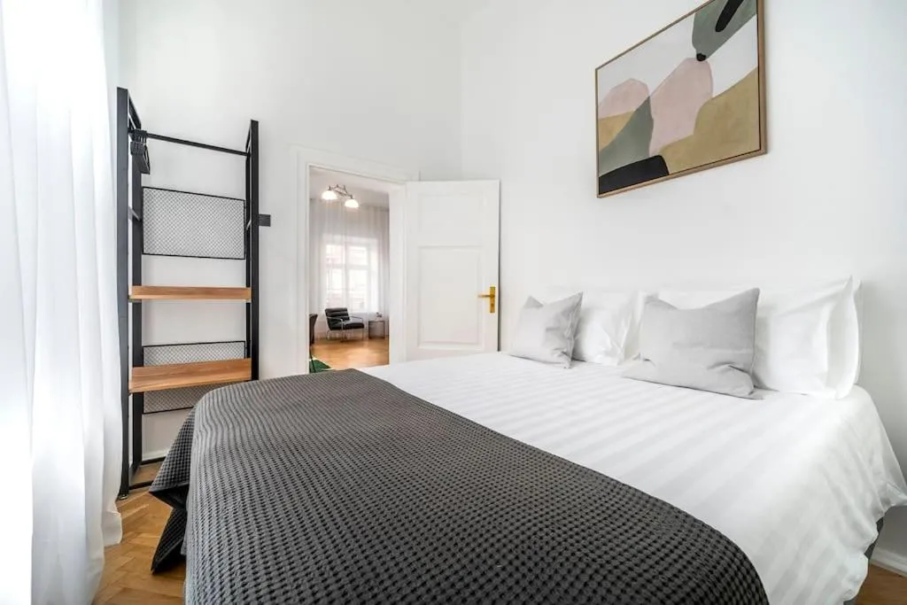 Image 1 of 2BR 98m2 apartment in Old Town with View and Free Parking!