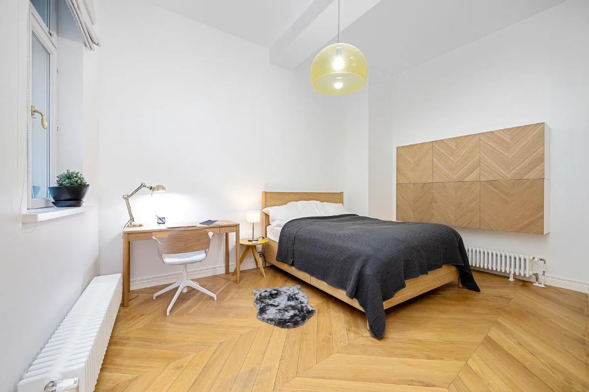 Image 6 of 5 Stories Luxury In the Old Town With Care for you