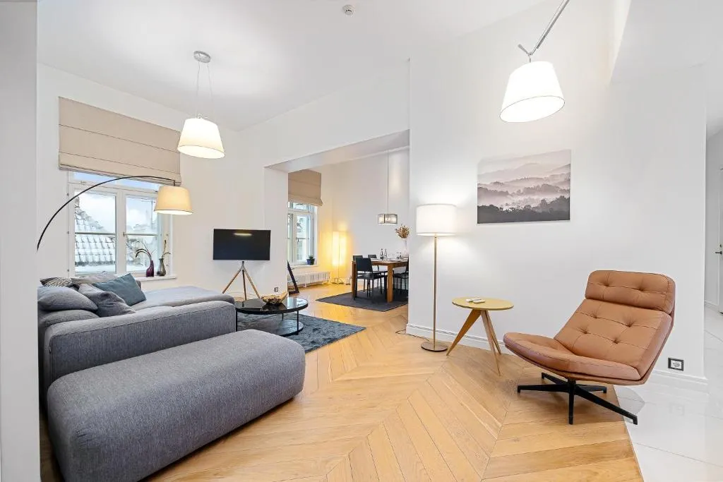 Image of 5 Stories Luxury In the Old Town With Care for you