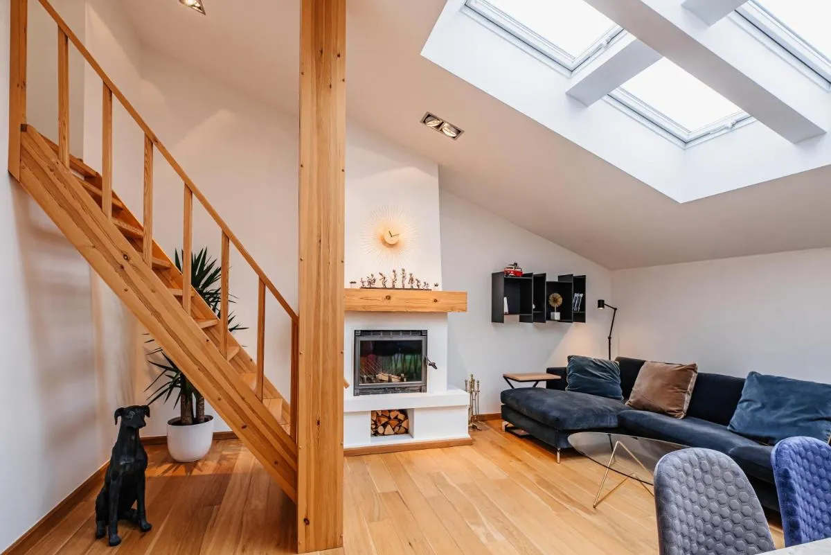 Image 4 of AirHome – Palm Tree Penthouse