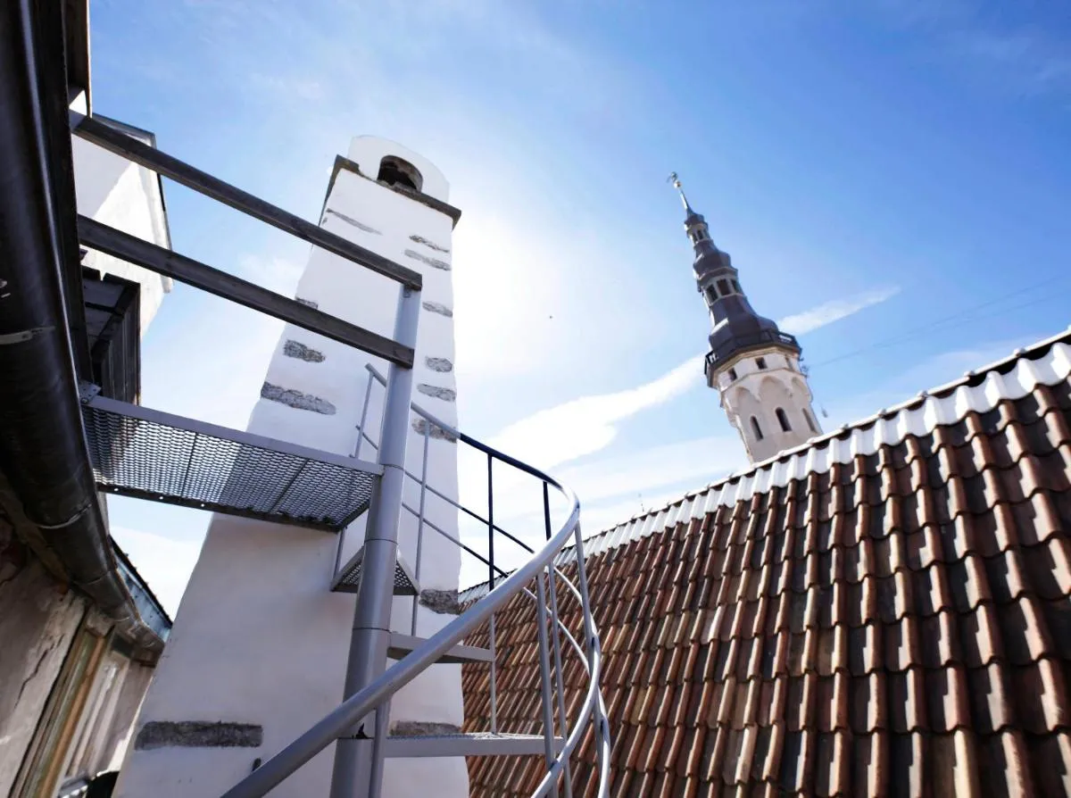 Image 5 of AirHome – Tower Apartment