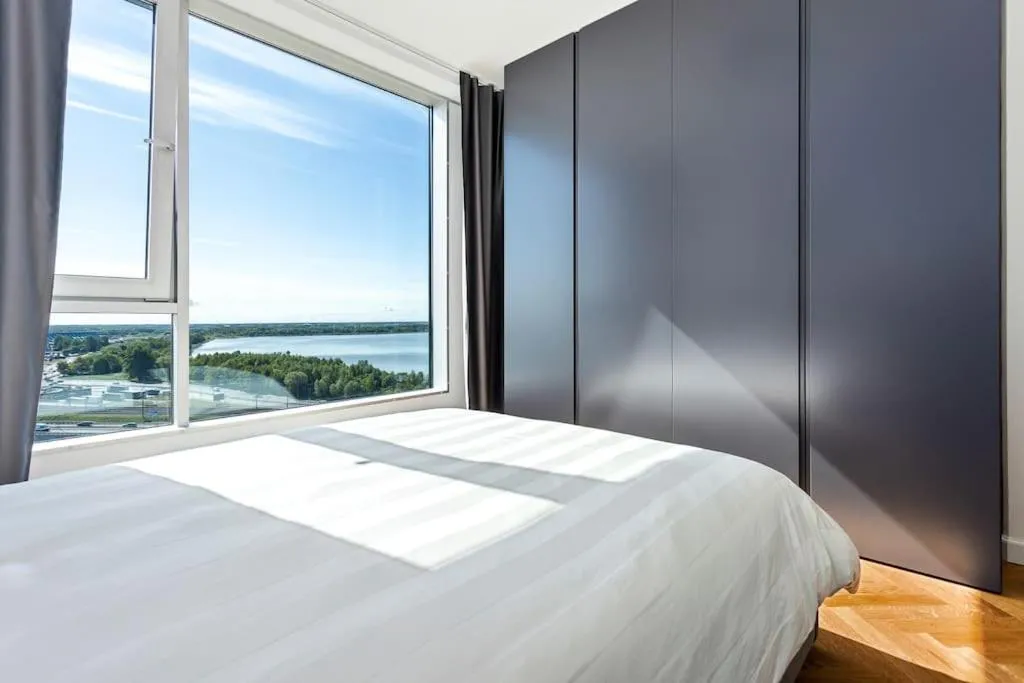 Image 1 of Amazing apartment with epic lake view!