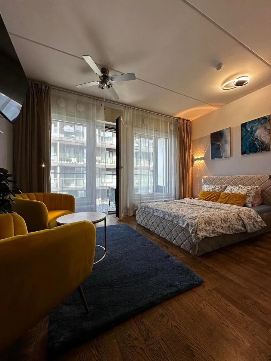 Image 3 of Apartment with Balcony in City Centre