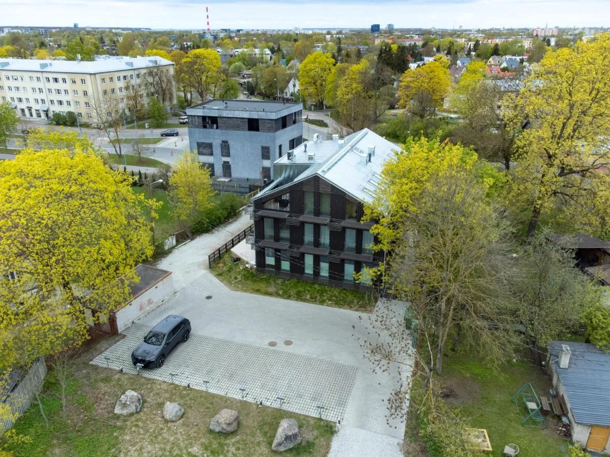 Image 5 of Beautiful new 3BR apartment in great location