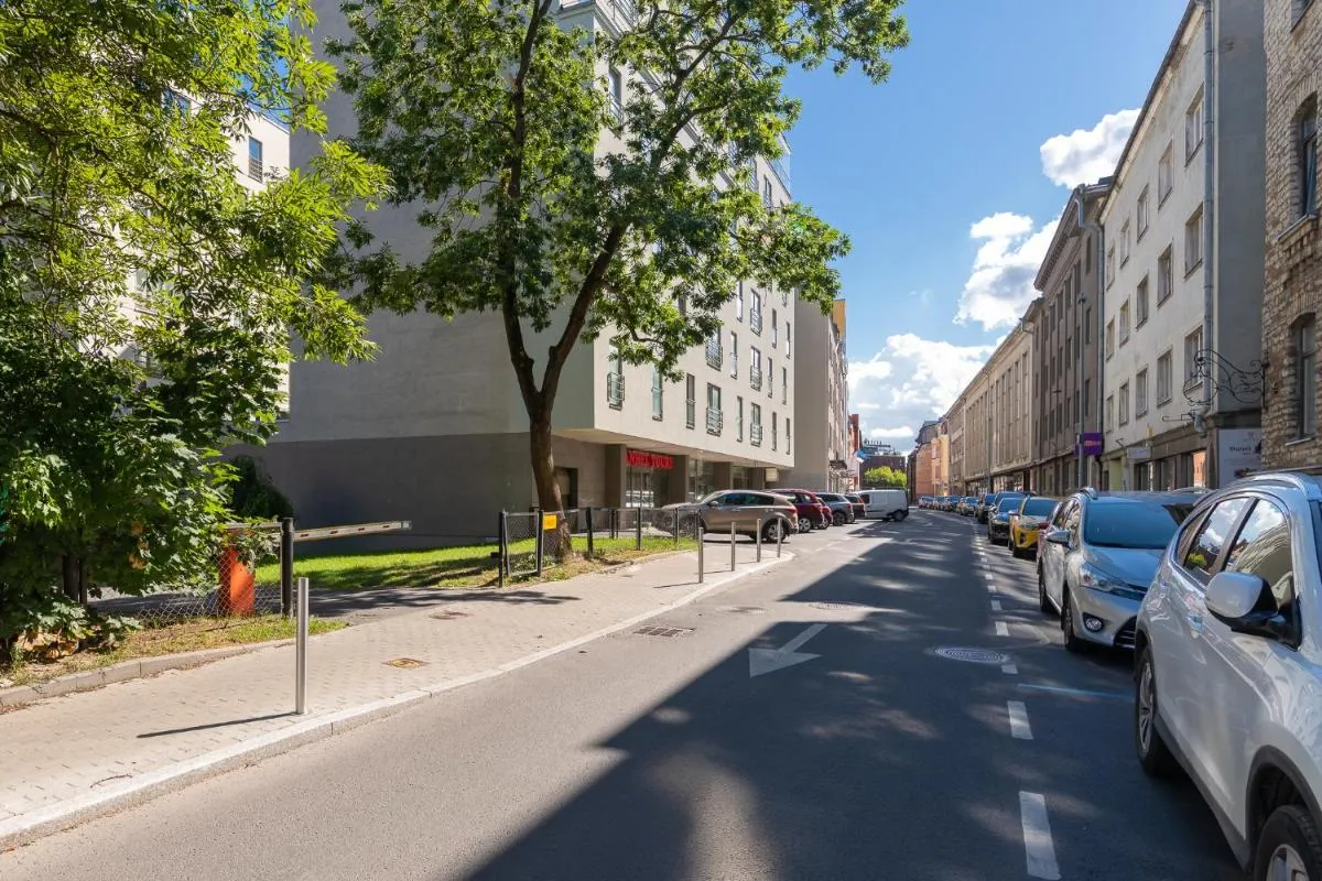 Image 5 of Central Rosi Art Deco Apartment with parking