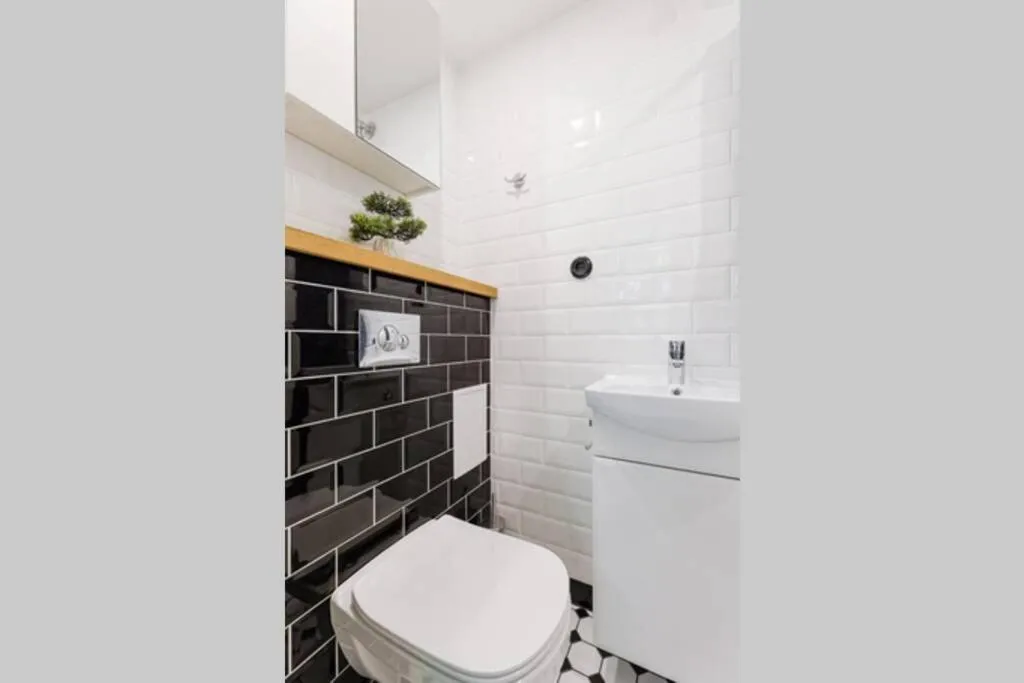 Image 6 of City Center Loft Apartment