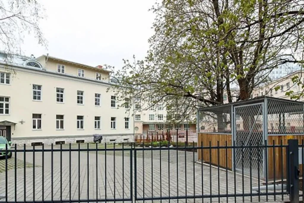 Image 2 of Cozy 1-bedr in the centre near Old Town with private parking