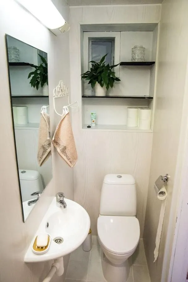 Image 6 of Cozy city studio apartment free parking
