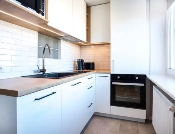 Image 4 of Dream Stay Apartment with Free Parking close to Central Bus Station