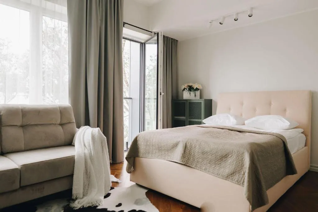 Image of Dream Stay – Stylish Studio with French Balcony
