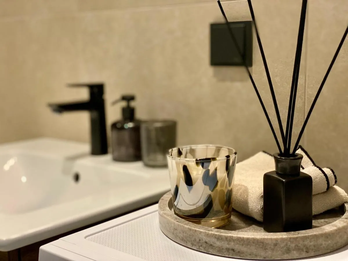 Image 1 of Elegance Apartment – City Centre Free Parking