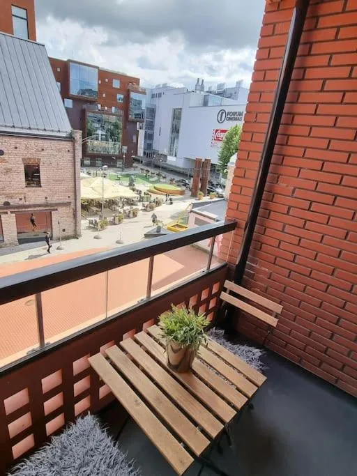 Image 5 of Ihana huoneisto Tallinnan Rotermannin keskustassa.