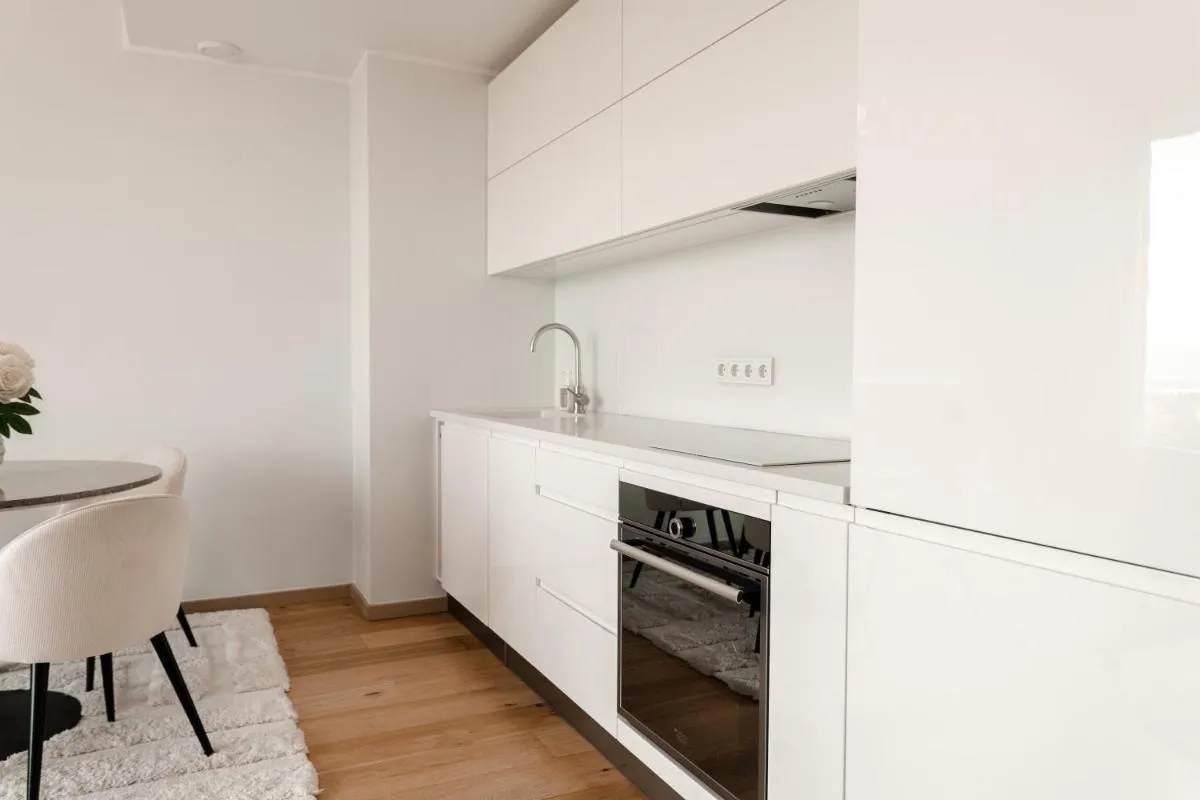 Image 3 of Luxurious Skyline Residence apartment