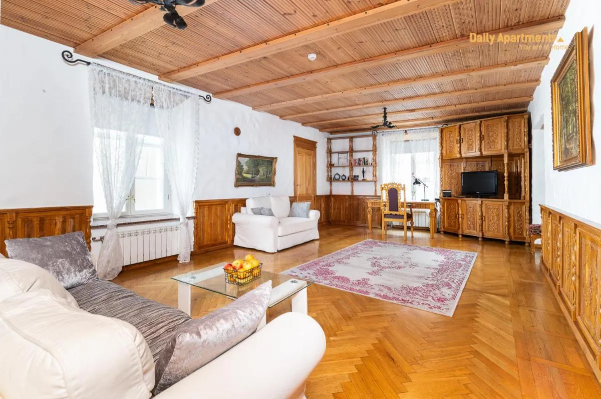 Image 2 of Luxury Suites – Antique with Sauna