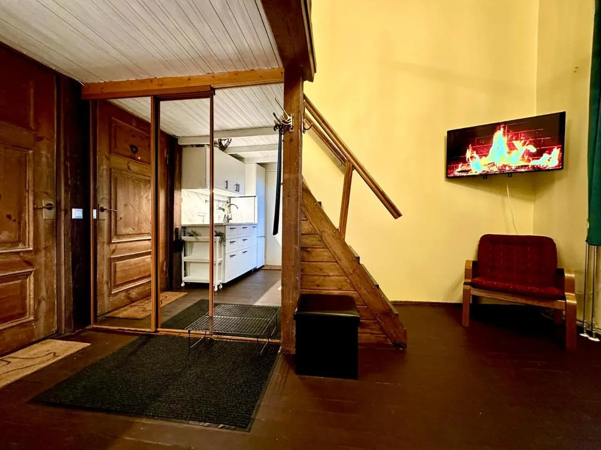 Image 4 of Luxury Suites Mere
