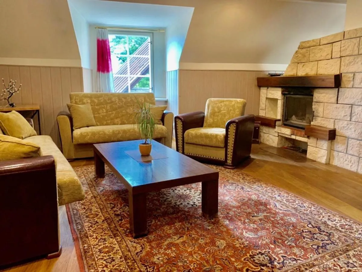 Image 4 of Luxury Suites – Old Town
