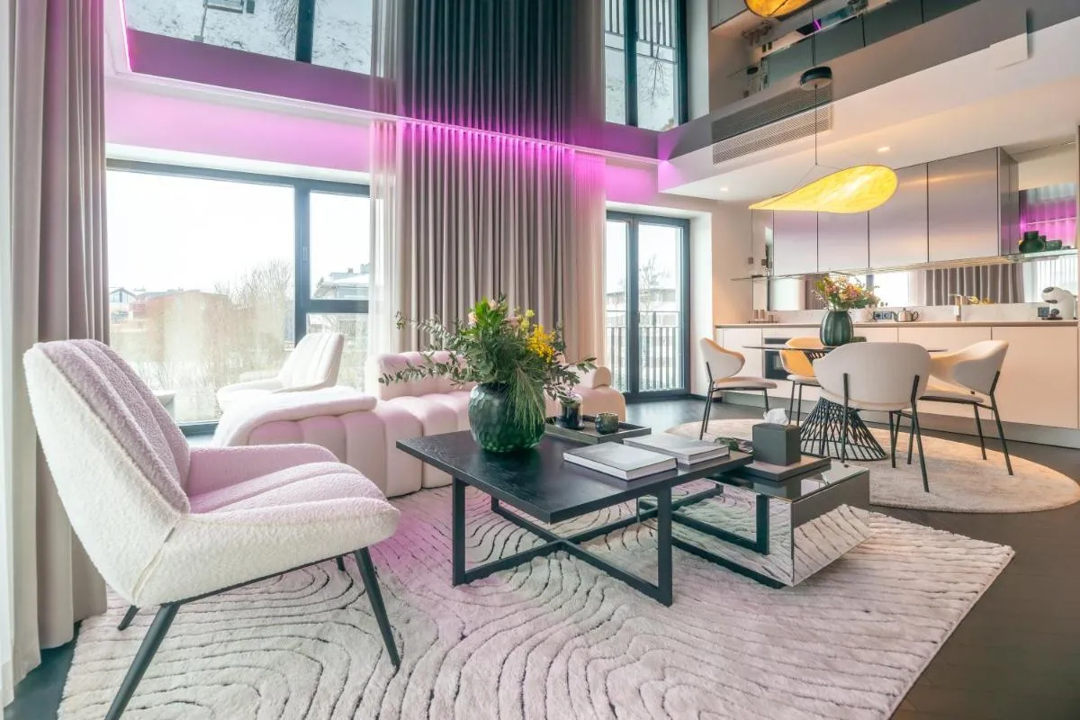 Image 3 of Luxury seaside penthouse with a view of the old town
