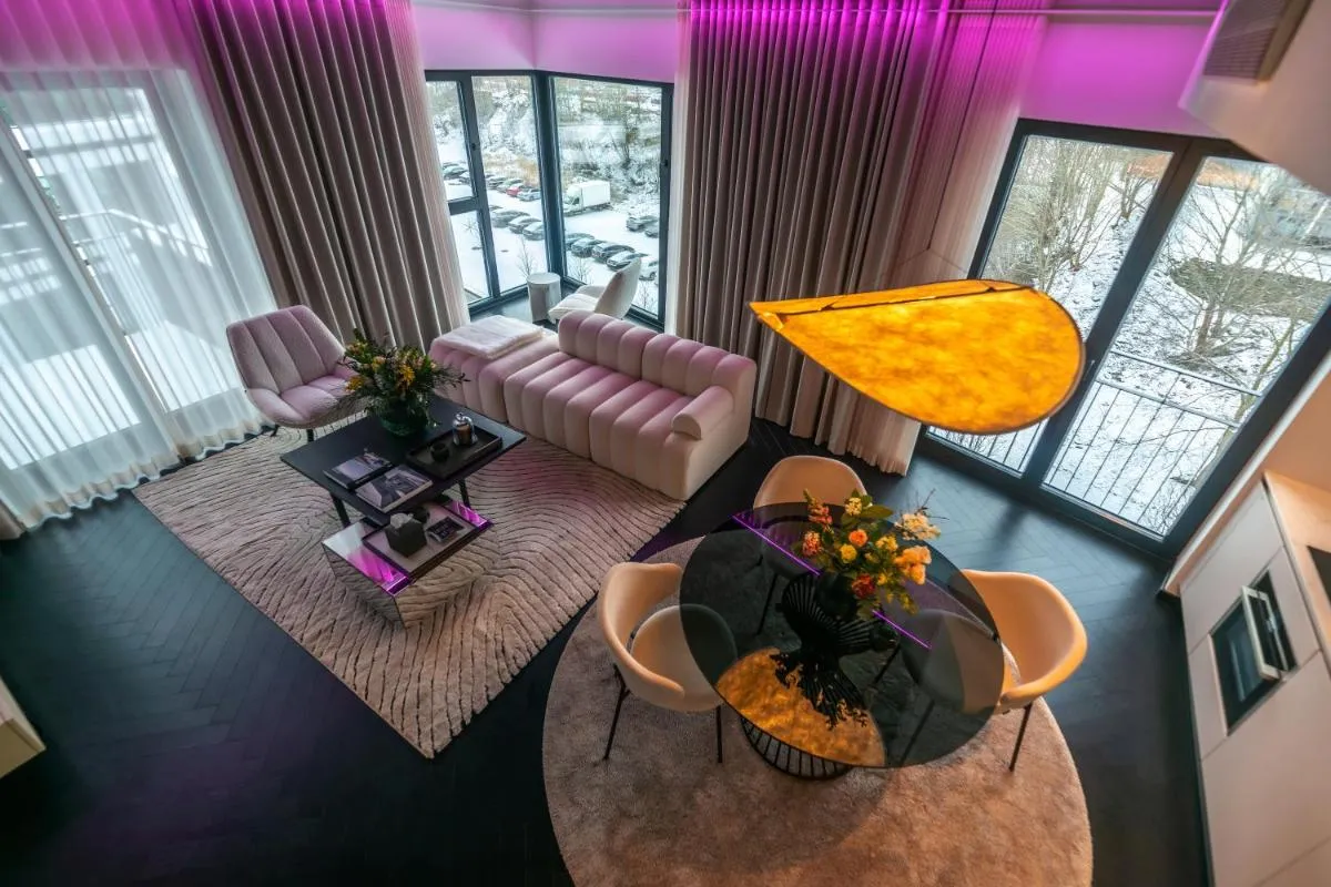 Image 1 of Luxury seaside penthouse with a view of the old town
